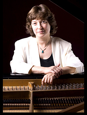Anna Malikova klavir